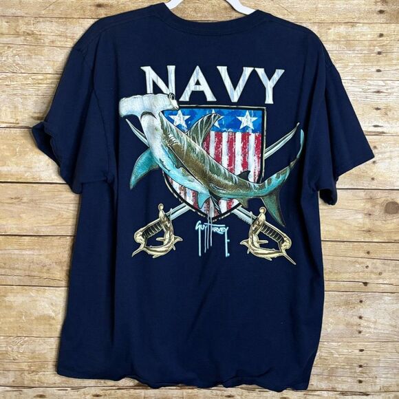 GUY HARVEY "NAVY" SHARK GRAPHIC COTTON CREWNECK T-SHIRT SIZE LARGE - Picture 2 of 2